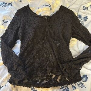 Black lace long sleeve V-neck